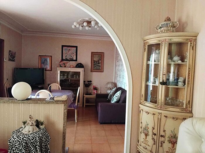 Appartamento con 5 locali in vendita in Via Antonio Gramsci, Luni