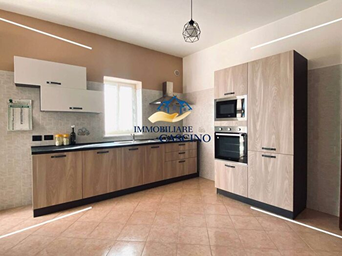 Appartamento quadrilocale in affitto in Via Umberto Nobile, Casteldaccia