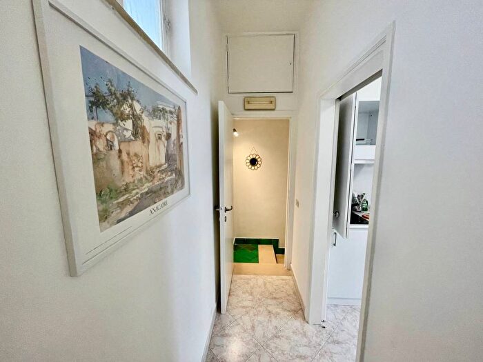 Appartamento bilocale in affitto in Centro, Capri