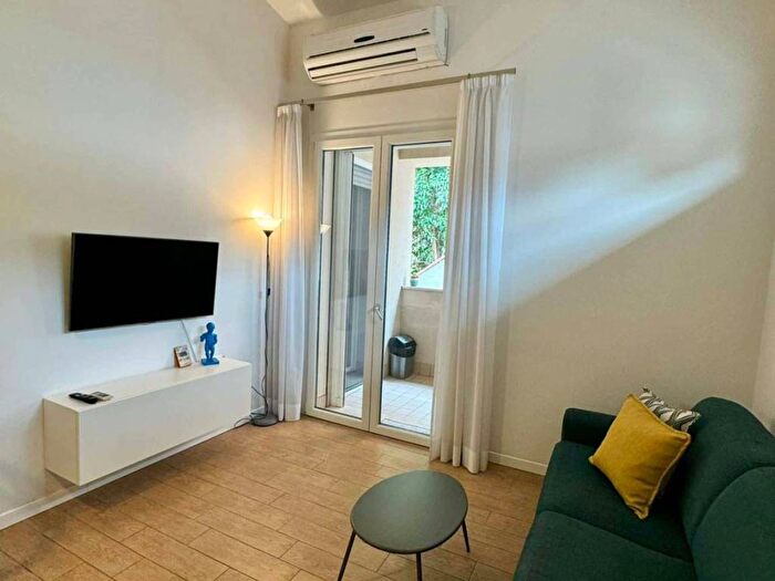 Appartamento bilocale in affitto in Viale Belfiore, Porta al Prato San Jacopino, Firenze