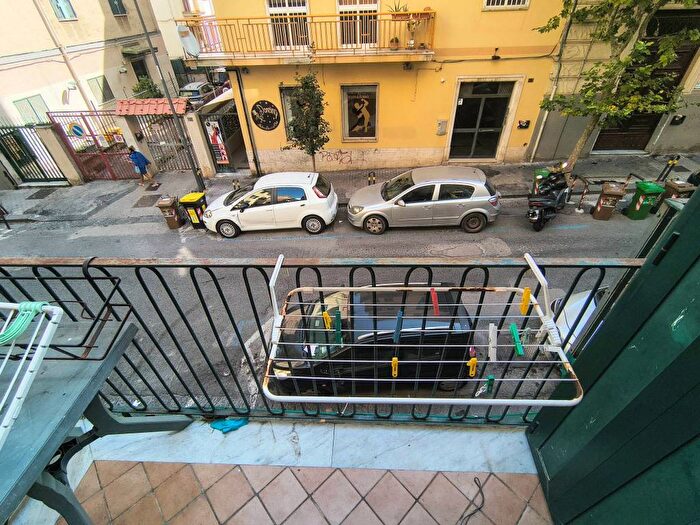 Appartamento bilocale in affitto in Via Enrico Alvino, Vomero, Napoli