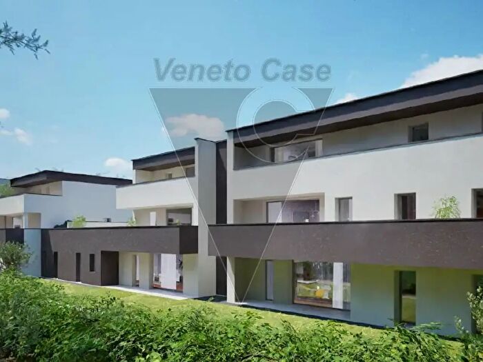 Appartamento quadrilocale in vendita in Via Negroponte, Padova