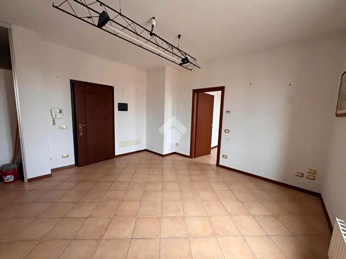 Appartamento trilocale in affitto in Via Giulio Cesare Croce, San Giovanni In Persiceto