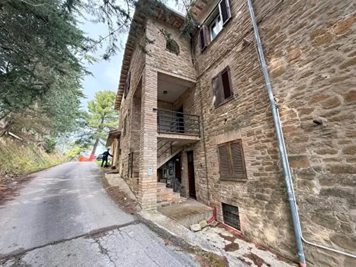 Appartamento trilocale in vendita in Località San Presto, Assisi