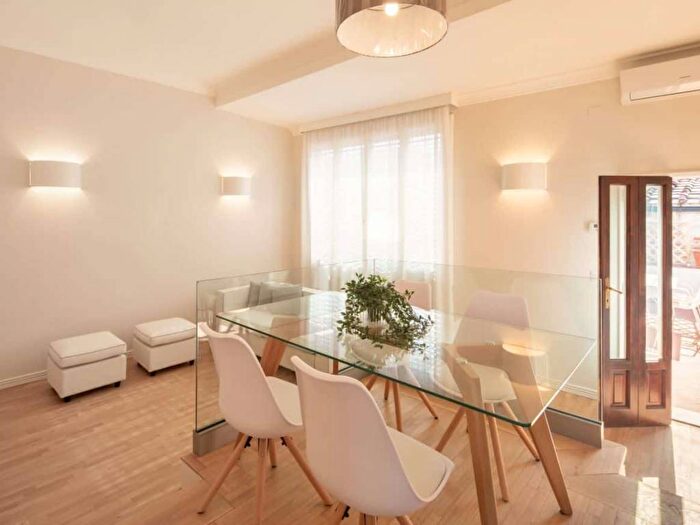 Appartamento trilocale in affitto in Via dei Calzaiuoli, Signoria Uffizi, Firenze