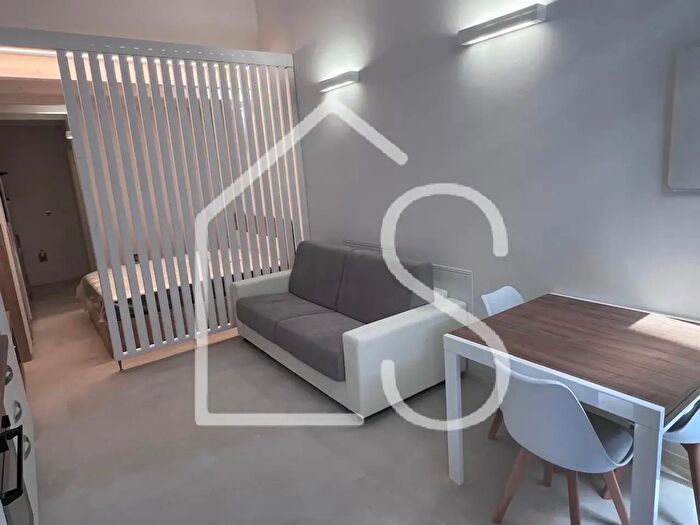 Appartamento monolocale in affitto in Via Camillo Casarini, Bologna