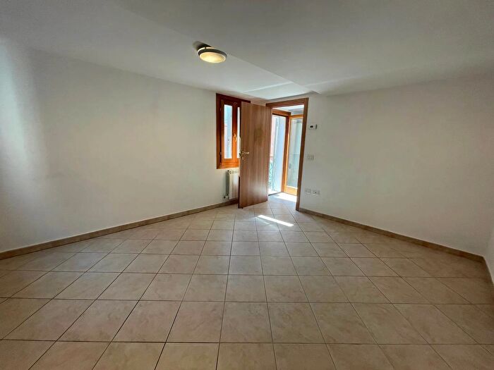 Appartamento trilocale in affitto in Campo Muneghette Chioggia Ve, Chioggia