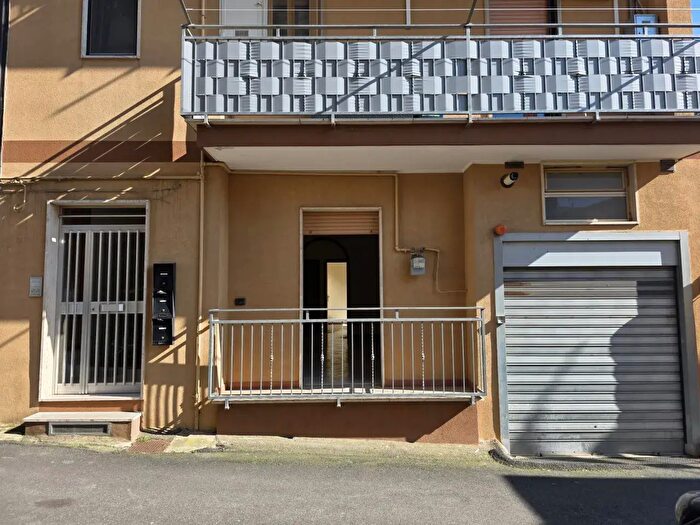Appartamento trilocale in vendita in Via Silvio Pellico N Interno Piano T, Montescaglioso