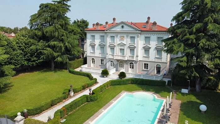 Appartamento bilocale in vendita in Via Giuseppe Mazzini, Mairano