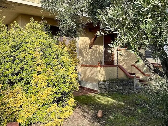 Casa con 6 locali in vendita in Via Chiaro del Giardo, Camaiore