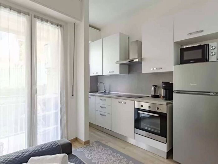 Appartamento bilocale in affitto in Via Enrica Pietrafraccia, Parco Casale Castello dei Sogni, Rapallo