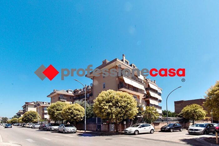 Appartamento quadrilocale in vendita in Via Patturelli, San Nicola La Strada