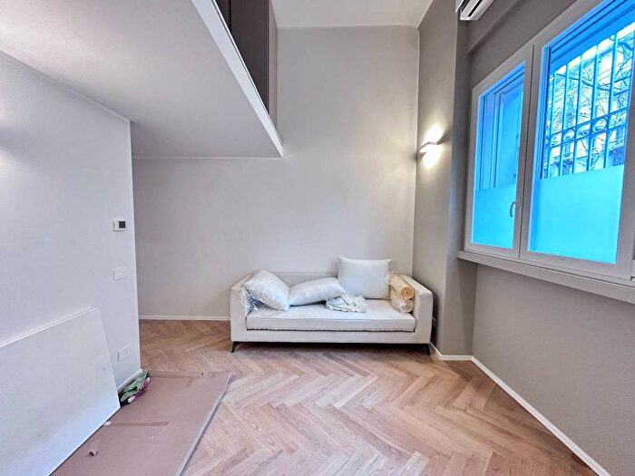 Appartamento bilocale in vendita in Via Friuli, Cadore, Milano