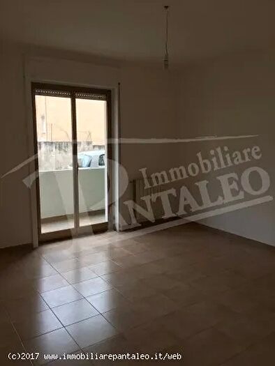 Appartamento trilocale in affitto in Via Mazara Marsala, Marsala