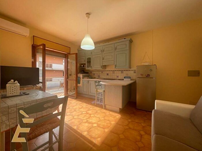 Appartamento bilocale in affitto in Via Bolzano, Marina di Ardea, Ardea