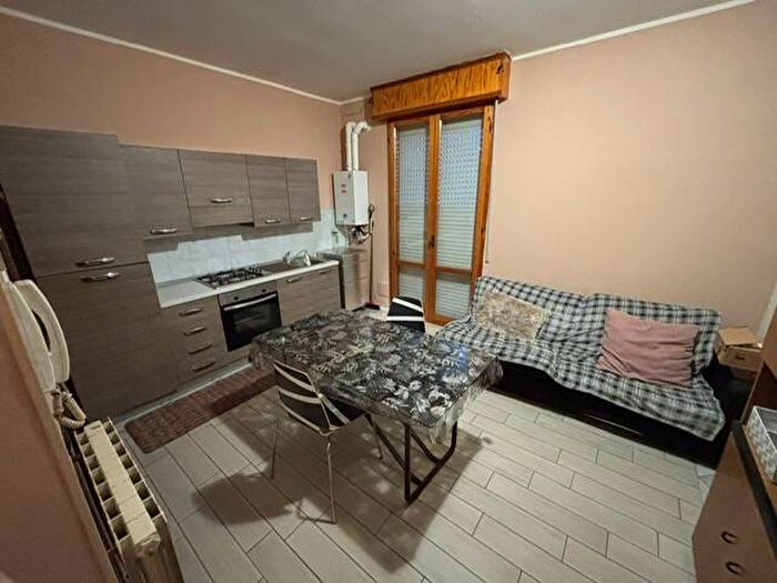 Appartamento bilocale in affitto in Via Mauro Venegoni, Flora, Legnano