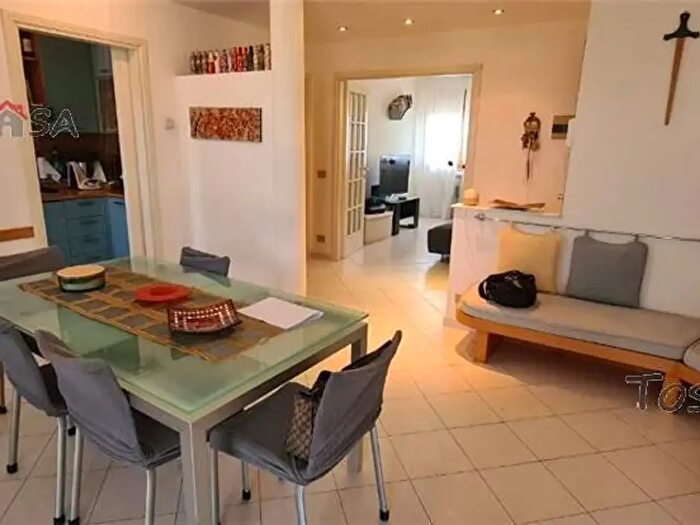 Appartamento con 6 locali in vendita in Fucecchio