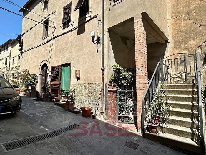 Appartamento quadrilocale in vendita in Via Guglielmo Marconi, Sassetta