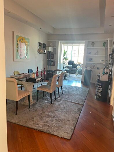 Appartamento quadrilocale in vendita in Roma