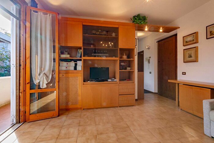 Appartamento trilocale in vendita in Monteriggioni