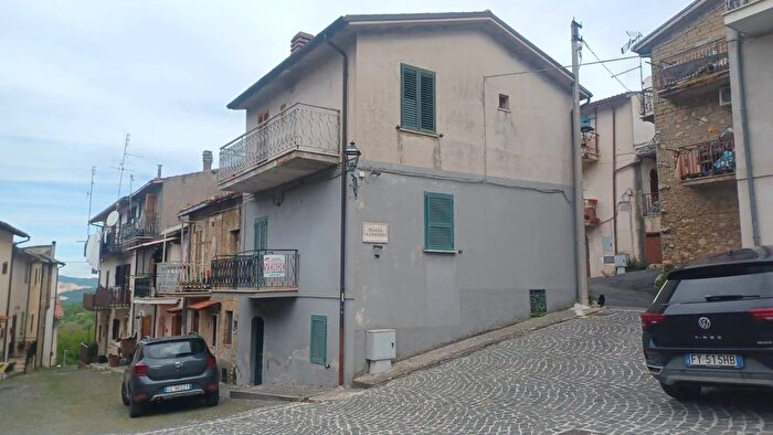 Appartamento bilocale in vendita in Via Trento E Trieste, Camerata Nuova