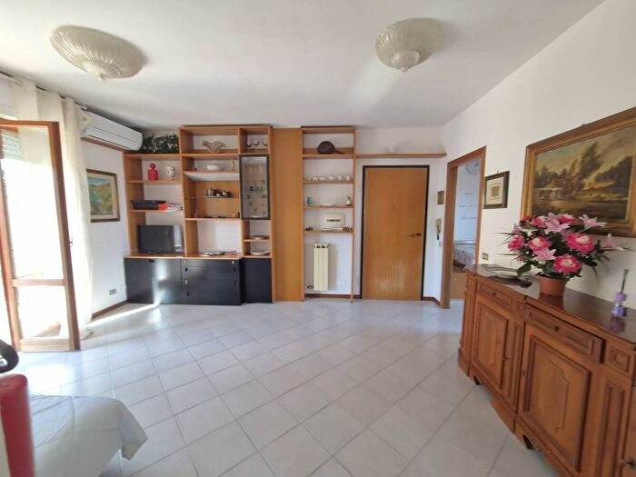 Appartamento quadrilocale in affitto in Via Cisa, Olmo Santa Caterina Falcinello, Sarzana
