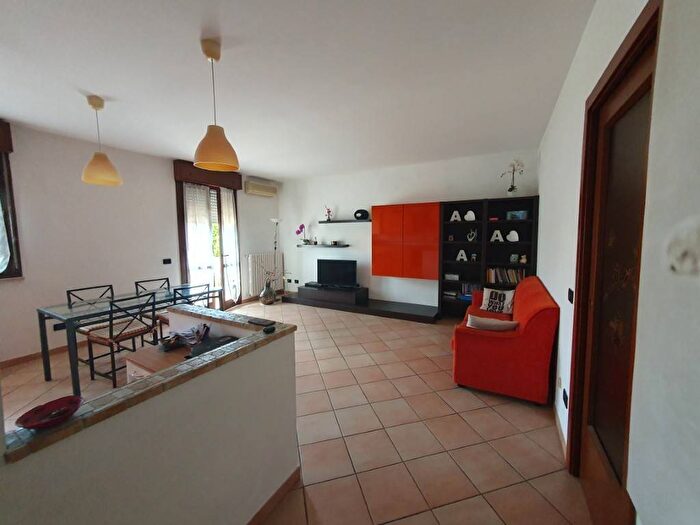 Appartamento trilocale in affitto in Via Fiesso, Centro, Occhiobello