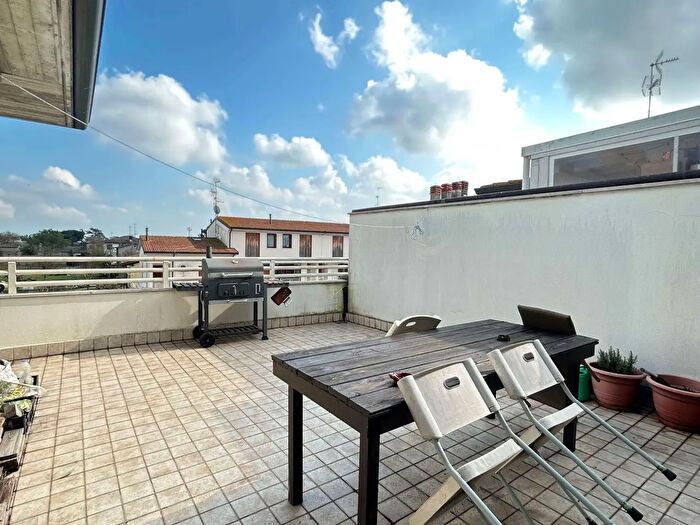 Appartamento trilocale in vendita in Via Godo Villanova, Ravenna