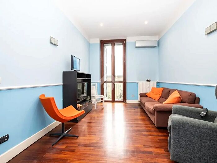 Appartamento trilocale in vendita in Via Carlo Botta, Milano