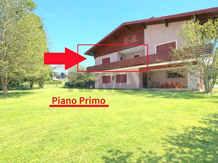 Appartamento quadrilocale in vendita in Via Campiello, Roana