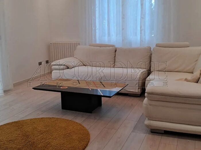 Appartamento con 5 locali in affitto in Padova