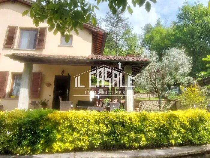 Casa trilocale in vendita in Vicchio