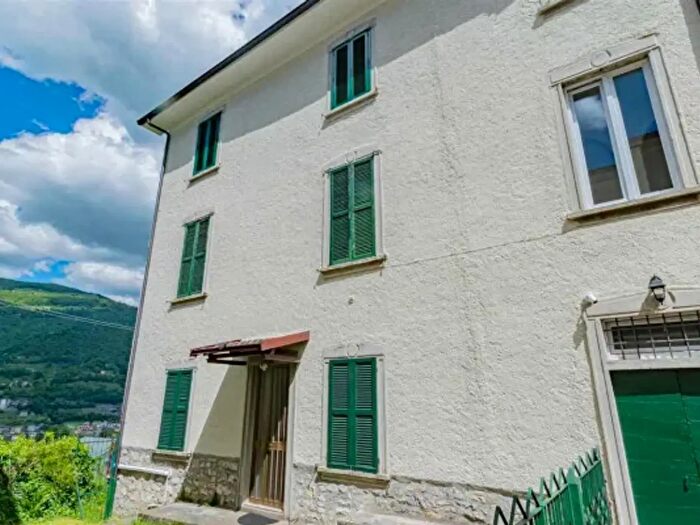 Appartamento bilocale in vendita in Via Torre, Rota DImagna