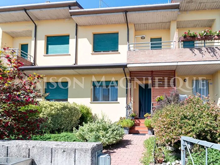 Casa quadrilocale in vendita in Via Località Tombe, Lagosanto