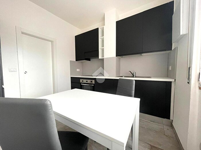 Appartamento trilocale in vendita in Via Fiume, Sondrio