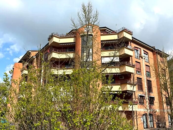 Appartamento trilocale in vendita in Via Ermete Zacconi, Casalecchio Di Reno