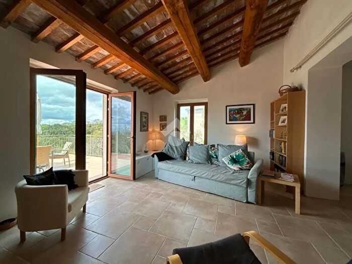 Casa trilocale in vendita in Località Fossatello, Orvieto