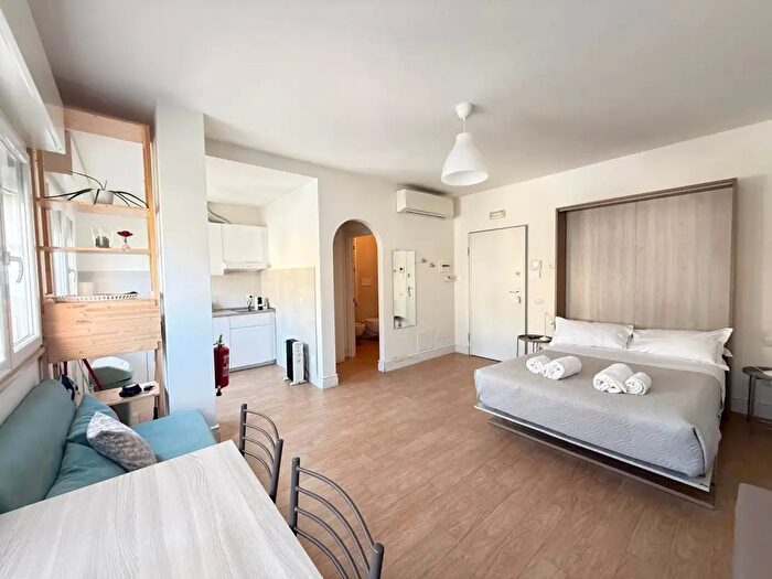 Appartamento monolocale in affitto in Firenze