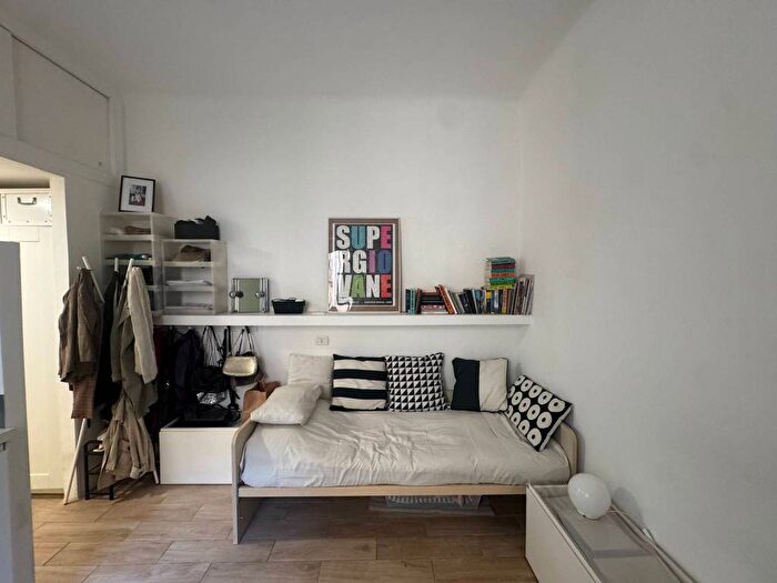 Appartamento monolocale in affitto in Porta Romana Medaglie dOro, Milano