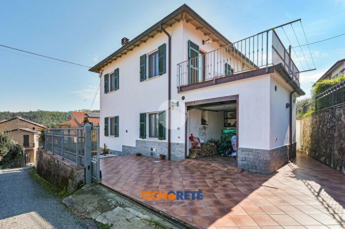Casa con 5 locali in vendita in Via Antonio Gramsci, Ricco Del Golfo Di Spezia