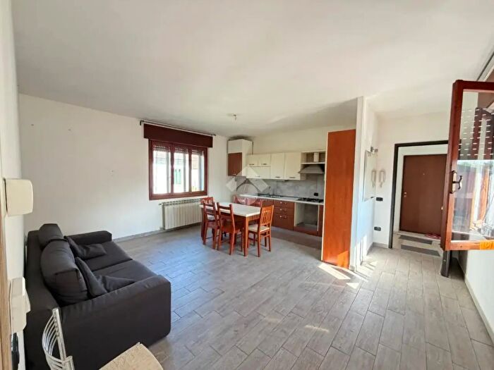 Appartamento trilocale in vendita in Via Moglianese Peseggia, Scorze