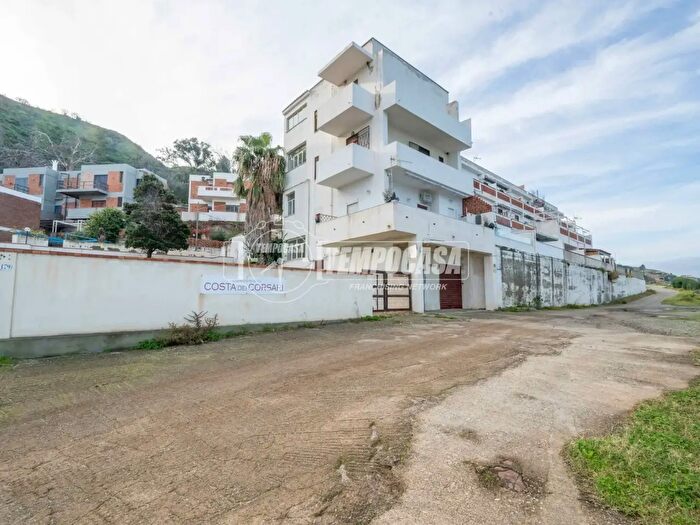 Appartamento bilocale in vendita in Via del Corsaro, Messina