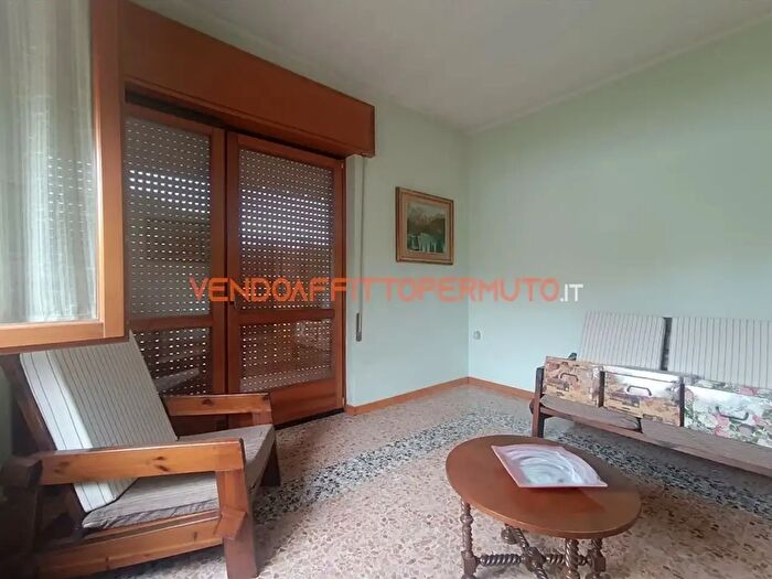 Casa con 7 locali in vendita in Via Palazzolo, Palosco
