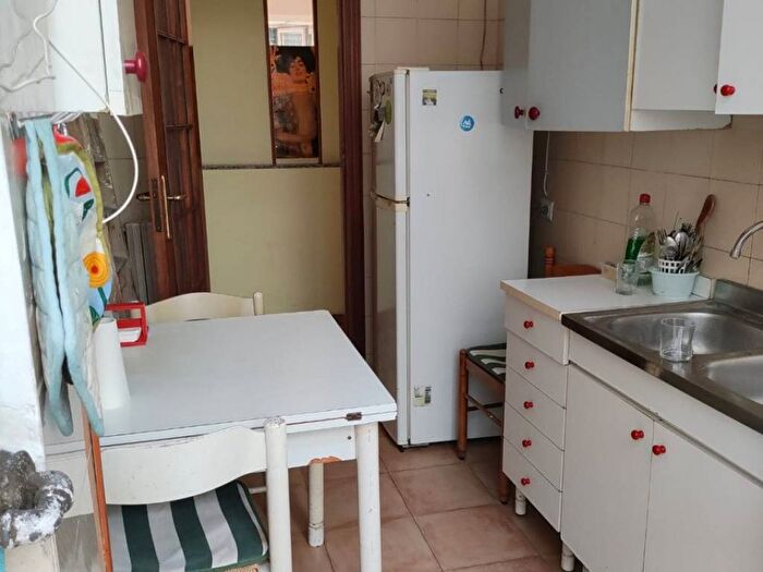 Appartamento trilocale in affitto in Via Lepanto, Fuorigrotta, Napoli