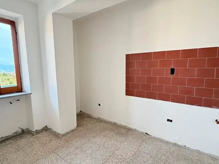 Appartamento con 5 locali in vendita in Via Marconi, Lamezia Terme