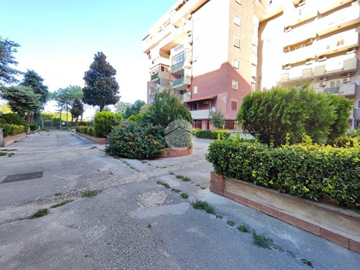 Appartamento quadrilocale in vendita in Via Enrico De Nicola, Melito Di Napoli