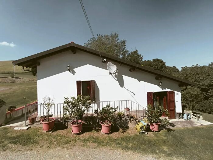 Appartamento quadrilocale in vendita in Via del Sasso, Pianoro
