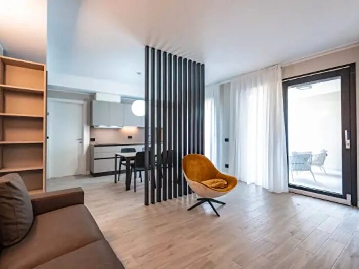 Appartamento trilocale in vendita in Via Giovanni Pastorelli, Milano