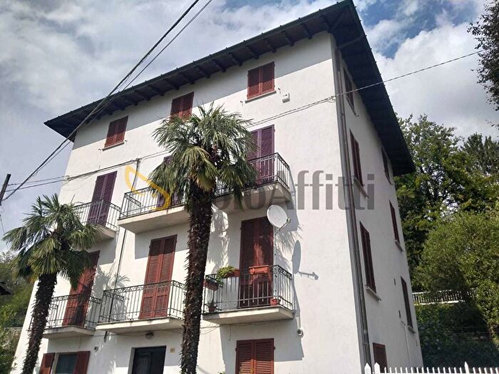 Appartamento bilocale in affitto in Centro, Cunardo