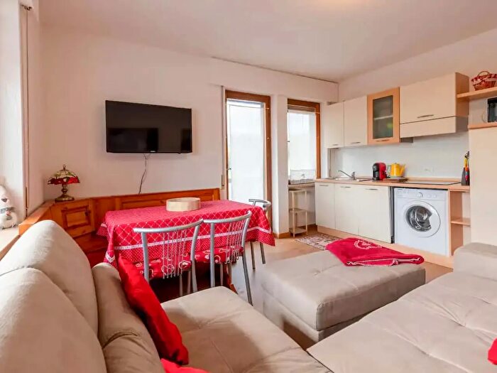 Appartamento monolocale in affitto in Via F Tura, Gallio